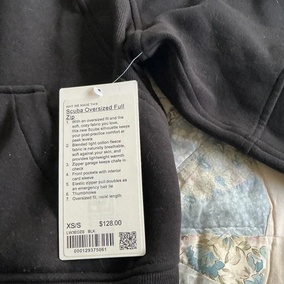 lululemon athletica Black Jacket - Picture 2 of 3